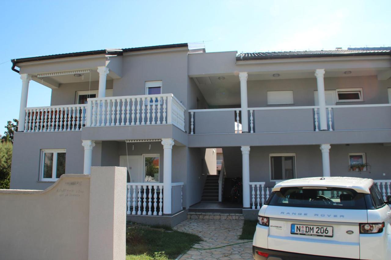 Franivanin Exterior foto